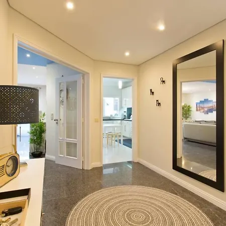 Beach & Sunset - Luxury Apartment